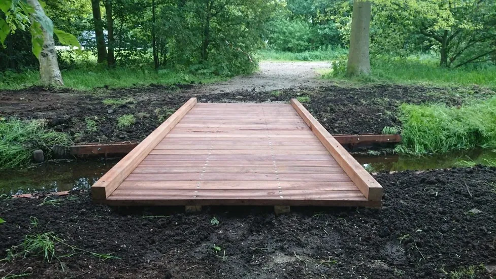 Jaap de Vries Longford autobrug Douglas 8x4 meter