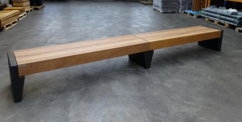 Groundlevel Victor Samson vlakke bank hout 200cm