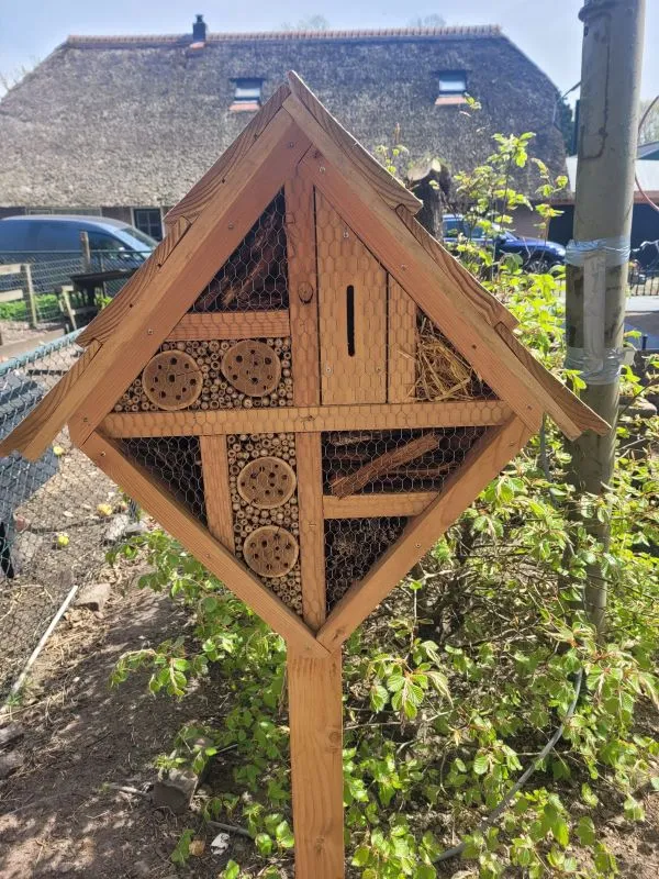 Jaap de Vries Producties Woodville insectenhotel hout klein