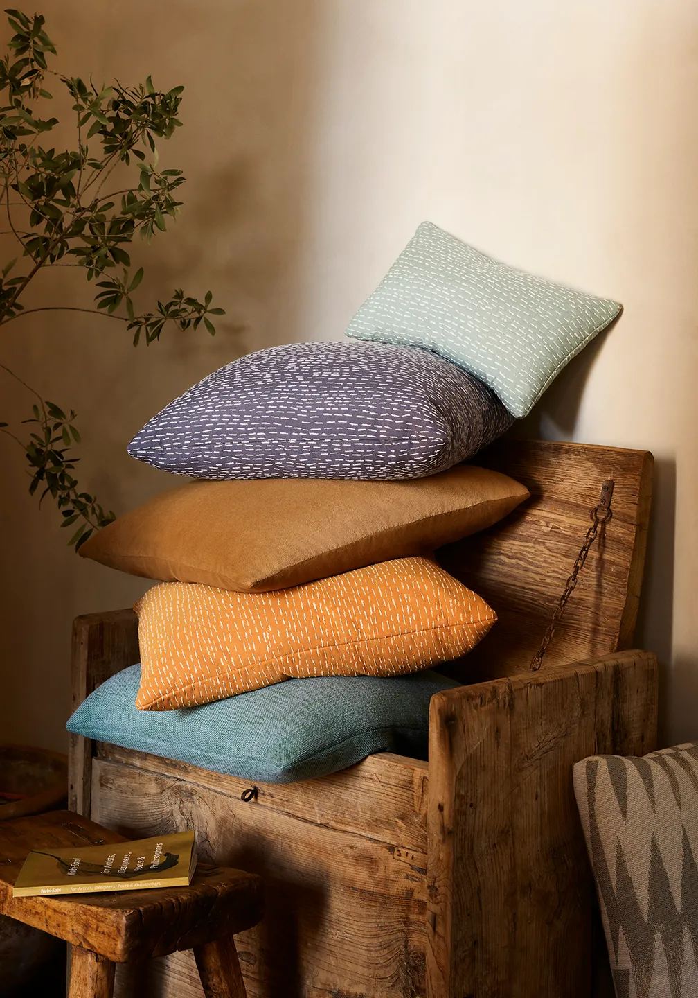 Sutherland Furniture Arigato buitenstof onderhoudsarm