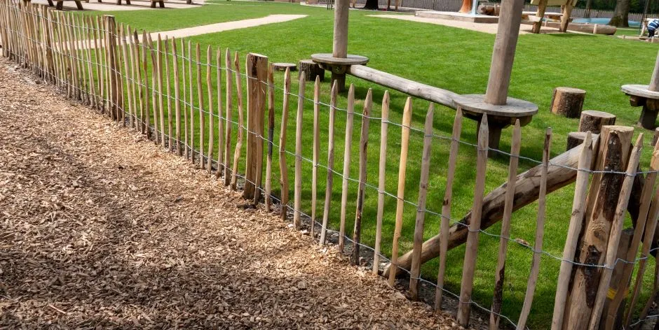 Jaap de Vries Producties Engels hekwerk 100 cm kastanjehout