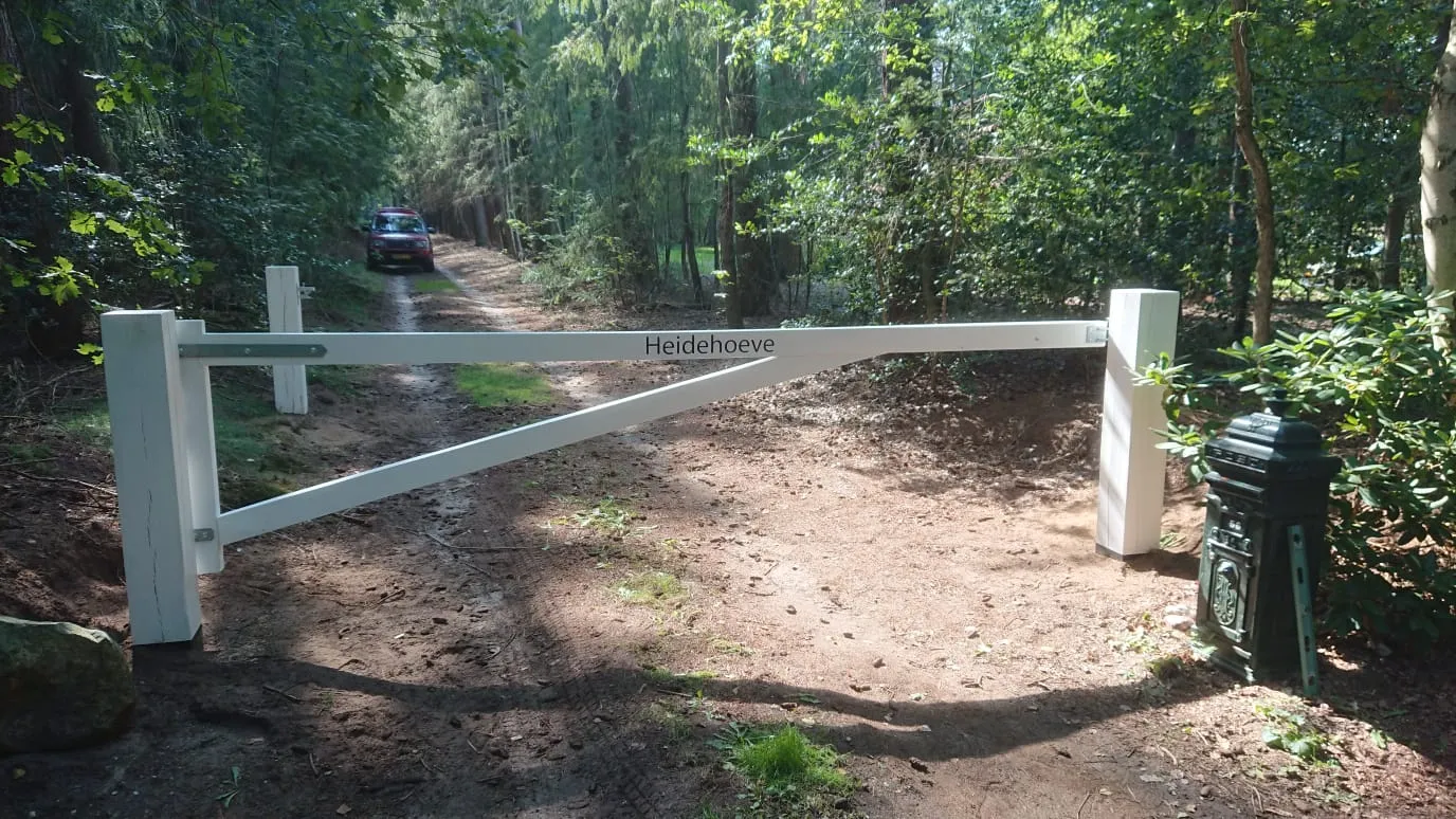 Jaap de Vries Producties Metz slagboom eikenhout tot 500 cm