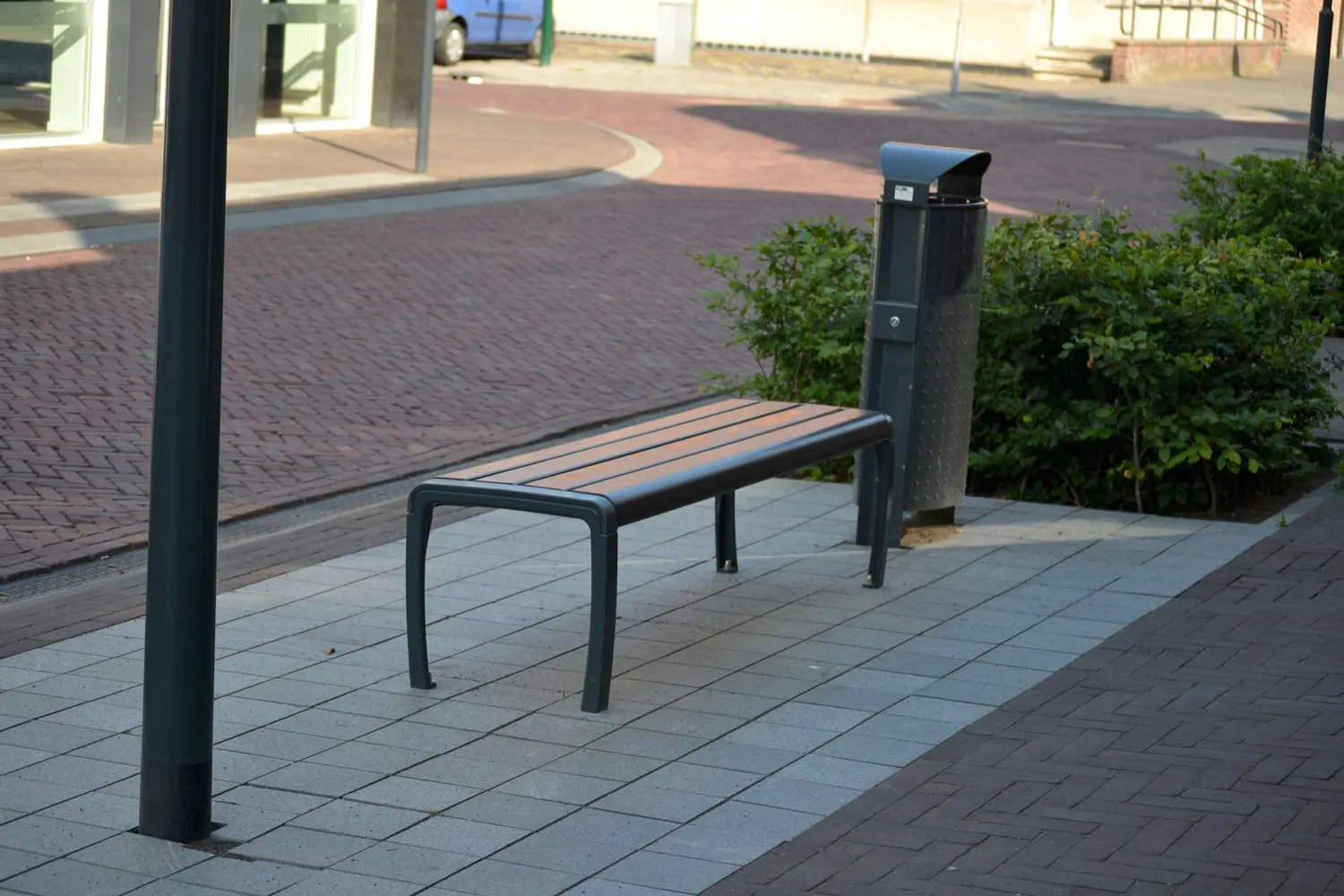 Inter Design Twist City buitenbank gietijzer