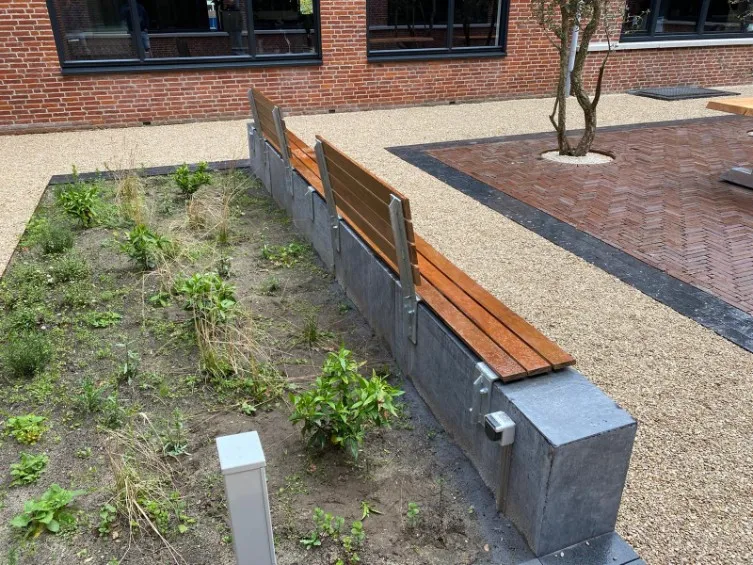 Jaap de Vries Oxford Street Design zitbank beton