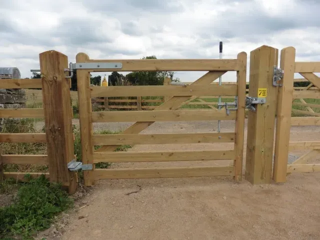 Jaap de Vries Kleine Toegangspoort tuinpoort hout