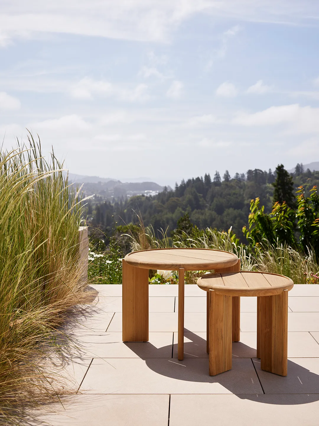 Sutherland Samsa Round Side Table bijzettafel teak