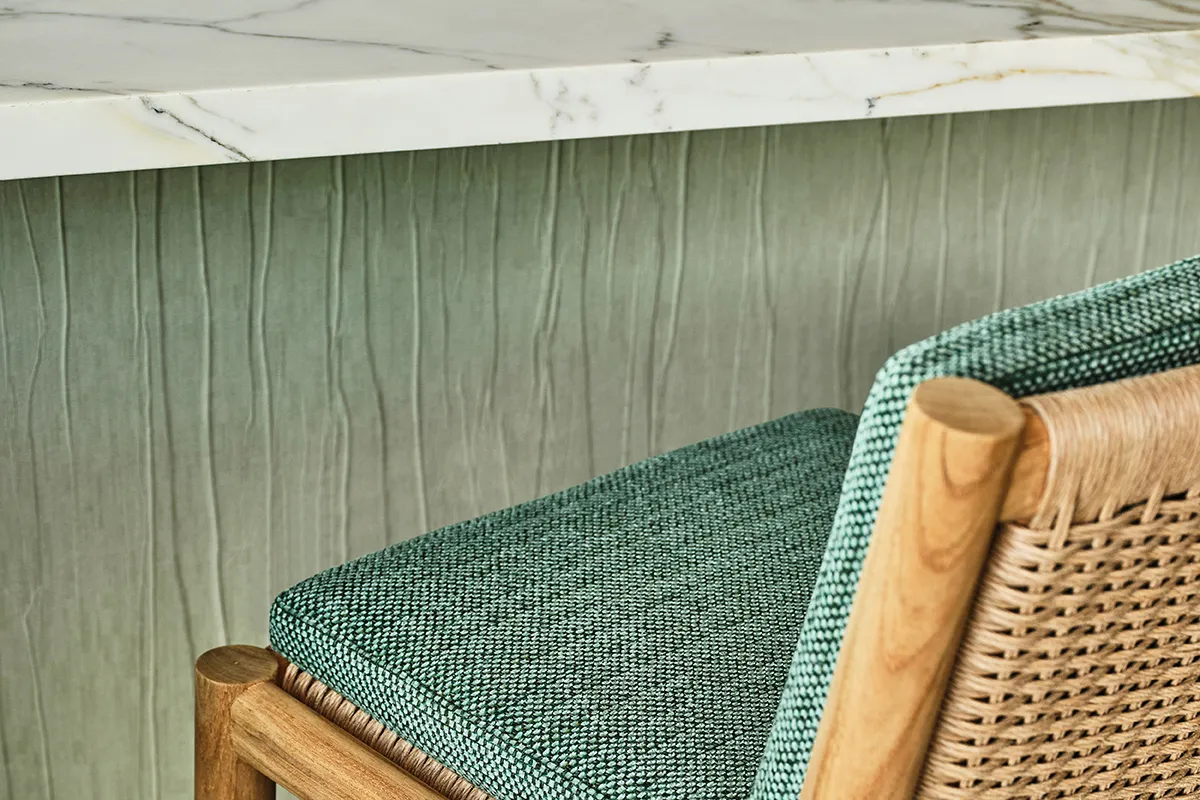 Sutherland Furniture Crinkle In Time loungebank stofstructuur
