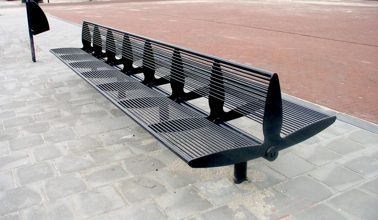 Groundlevel Samson Senna dubbelzijdige bank staal 1800mm