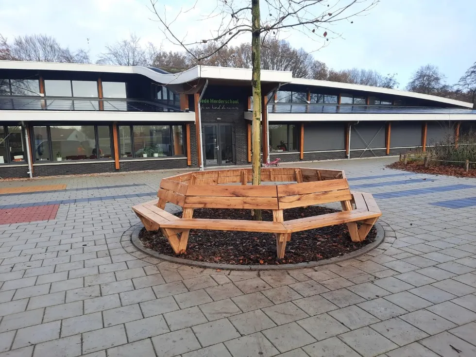 Jaap de Vries Miami boombank eikenhout achthoekig