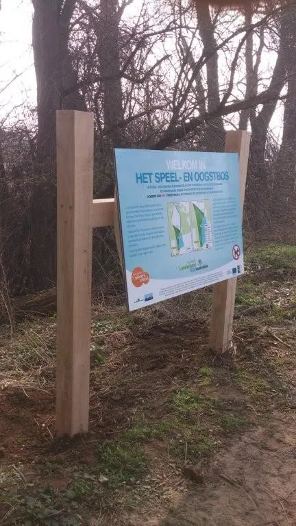 Jaap de Vries Zwolle informatiebord lessenaar hout full-colour
