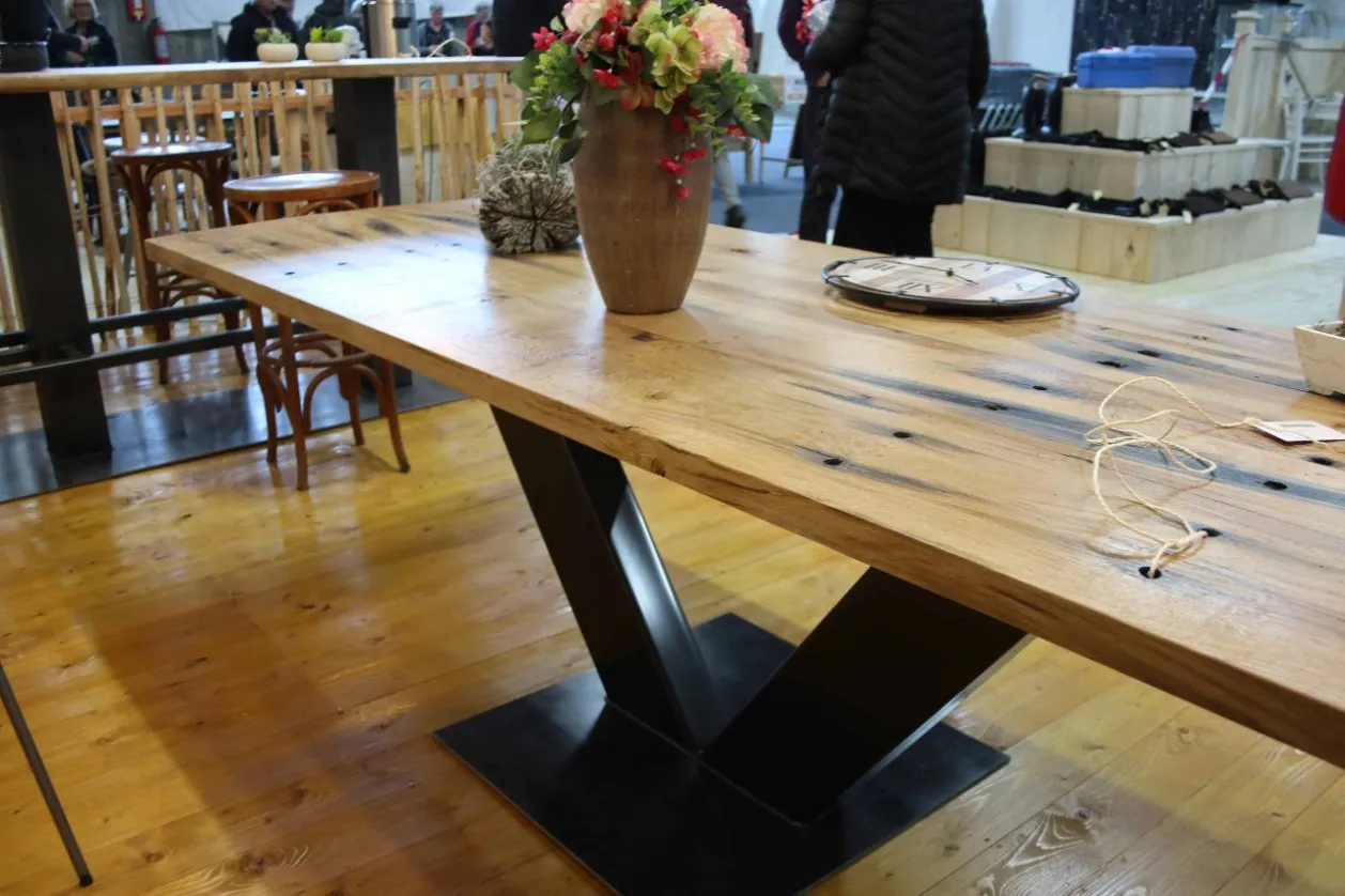 Jaap de Vries Manchester eettafel 244x93 cm wagondelen