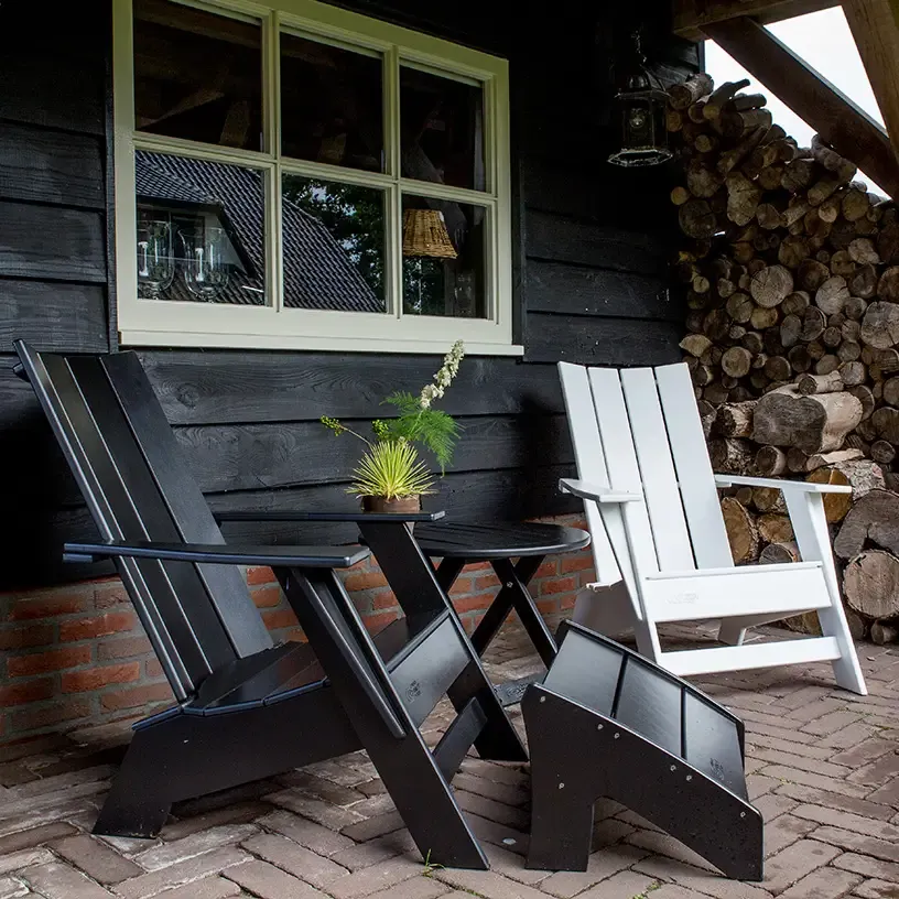 Comfychair Modern voetenbank zwart onderhoudsarm