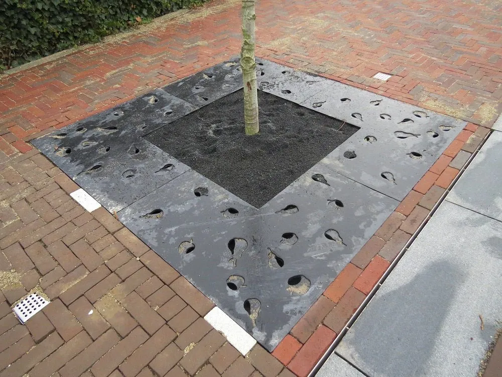 Groundlevel Samson boomrooster gietijzer custom made logo