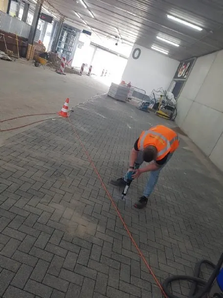 Groundlevel Samson montage wegdeknagels marktankers service