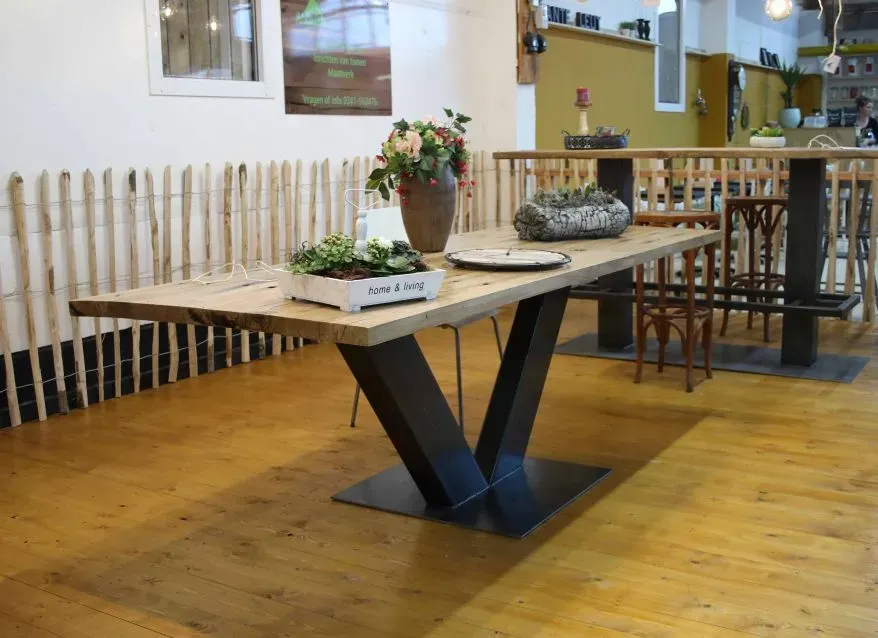 Jaap de Vries Manchester eettafel 244x93 cm wagondelen