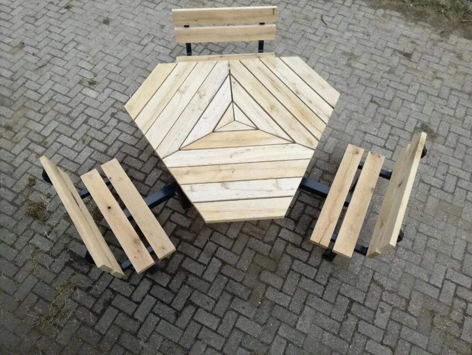 Jaap de Vries Producties Louisiana rolstoeltafel eiken 3+3