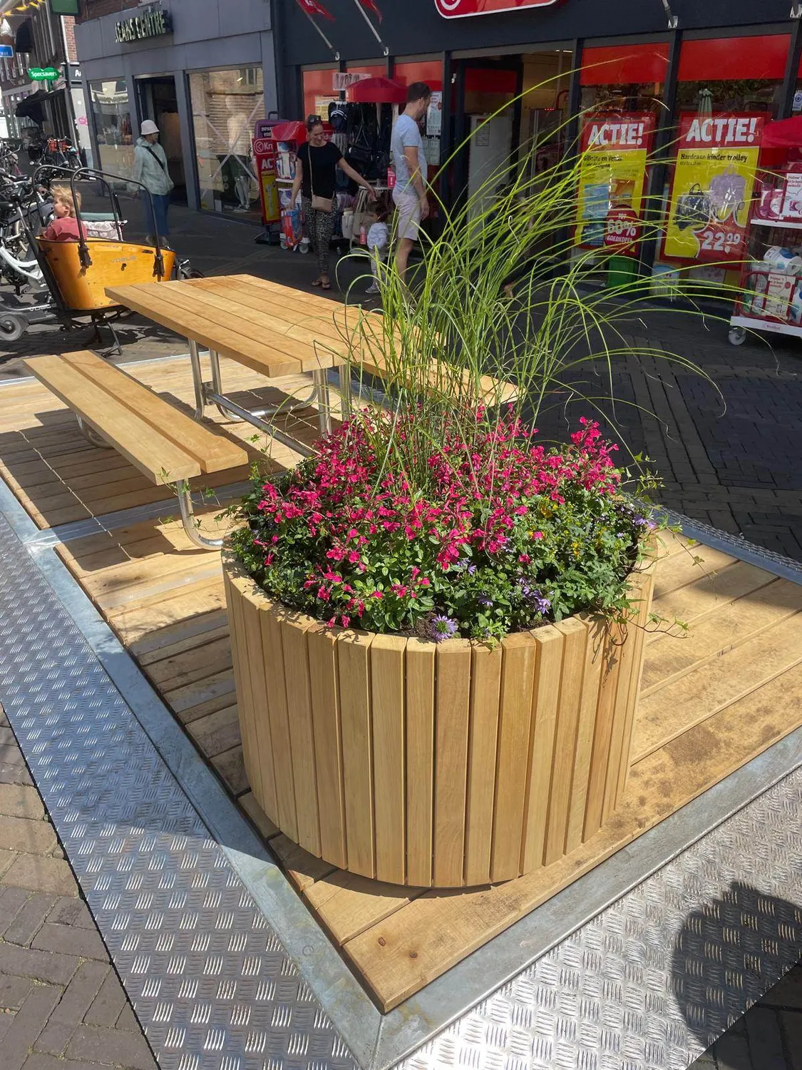 Groundlevel City Oase Samson zitplatform staal eiken