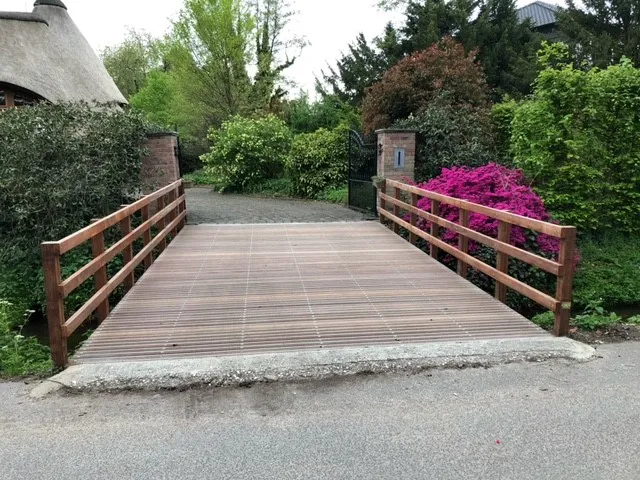 Jaap de Vries Longford autobrug Douglas 8x4 meter