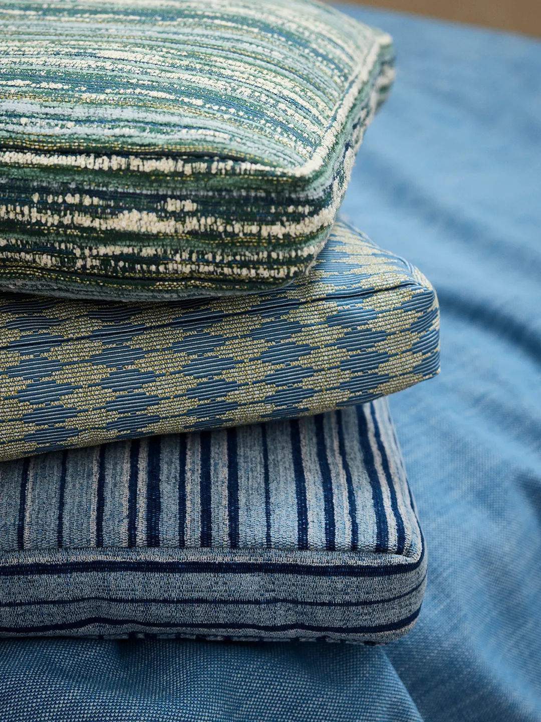 Sutherland Furniture Sake Stripe buitenstof gestreept