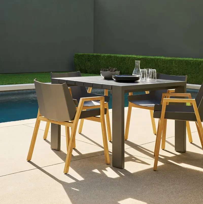 Sutherland Furniture Samos eettafel vierkant 100 cm weerbestendig