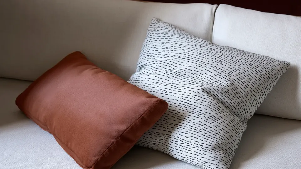 Sutherland Furniture Plushy sierkussen zacht