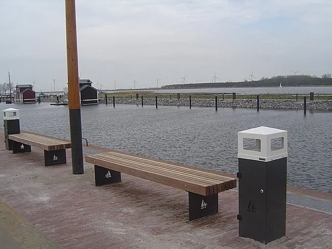 Groundlevel Dukdalf Samson afvalbak CorTenstaal