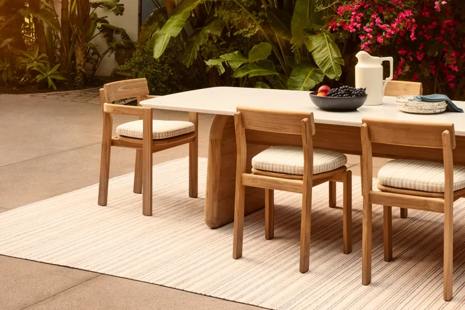 Sutherland Arlette Dining Arm Chair tuinstoel met armleuning