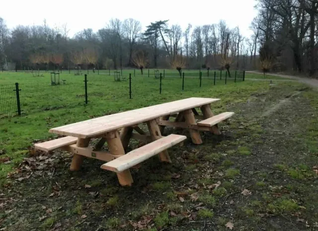 Jaap de Vries Utah rolstoeltafel douglas 400 cm