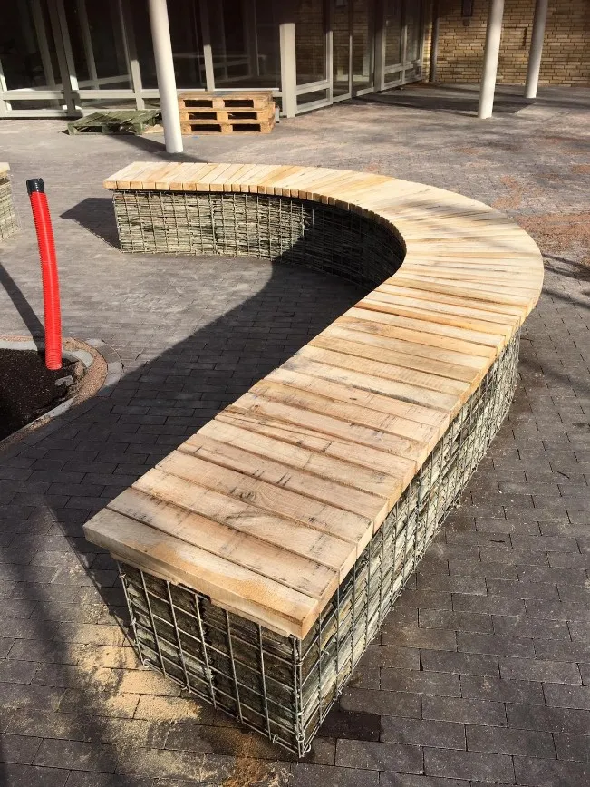 Jaap de Vries Hull Street Design zitbank staal eiken