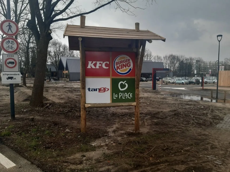 Jaap de Vries Producties Informatiebord Harderwijk bord kastanje 1500