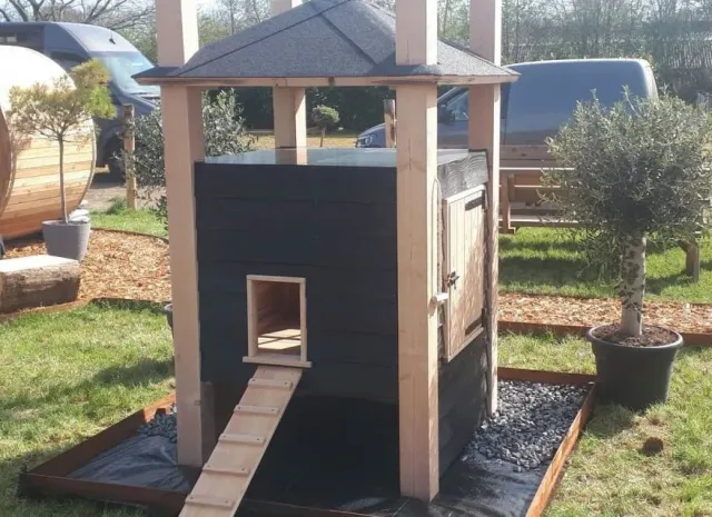 Jaap de Vries Producties Garderen dierenhok hout