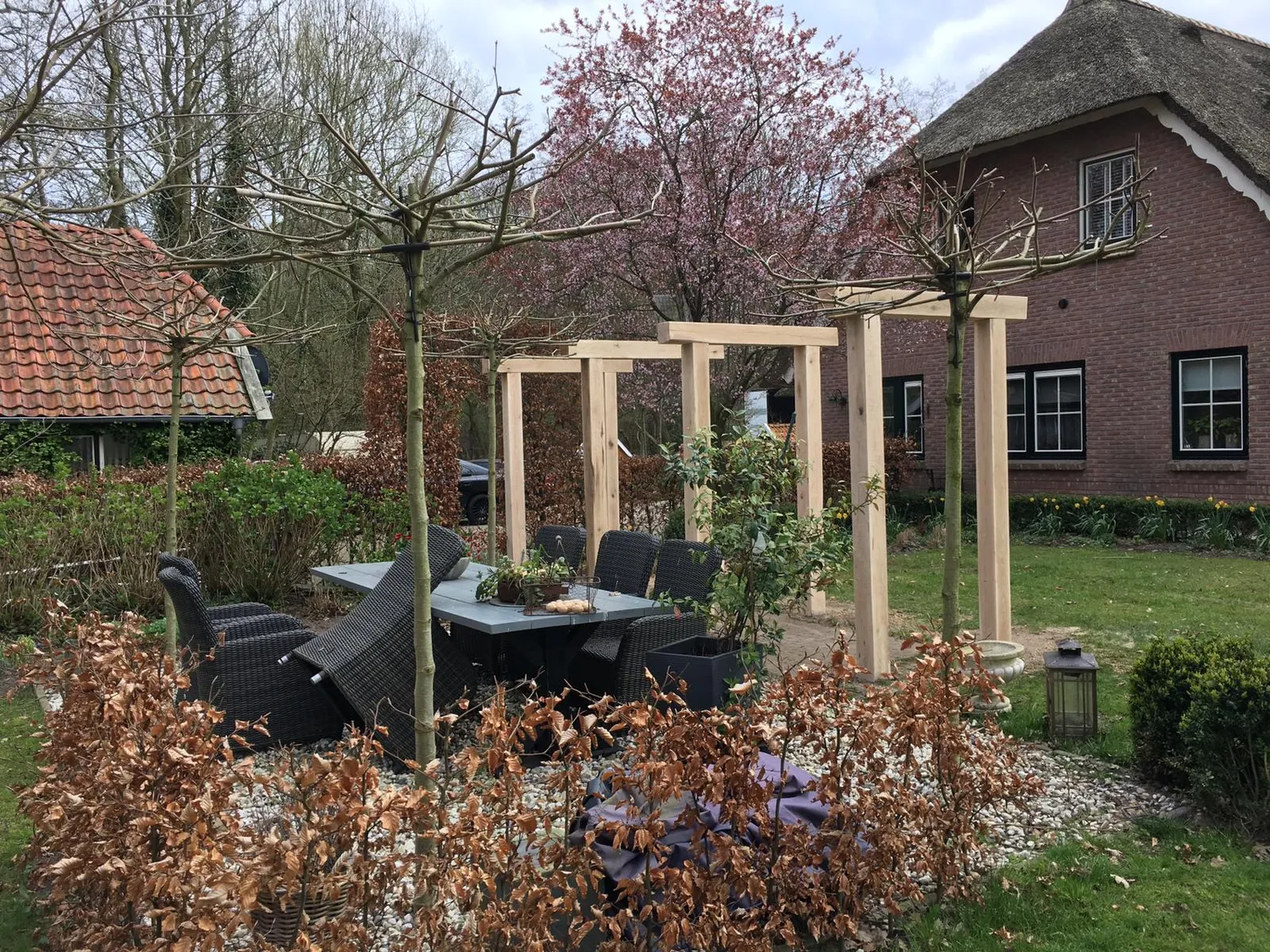 Jaap de Vries Doorkijkje poort eikenhout 300x180 cm