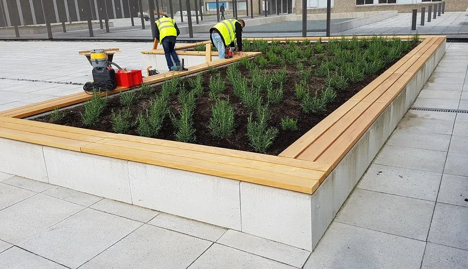 Groundlevel Monthy houten zitting 200x45cm hardhout