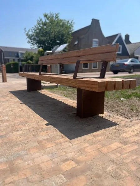 Groundlevel Samson Juul 2400-MR zitbank armleuningen 240 cm