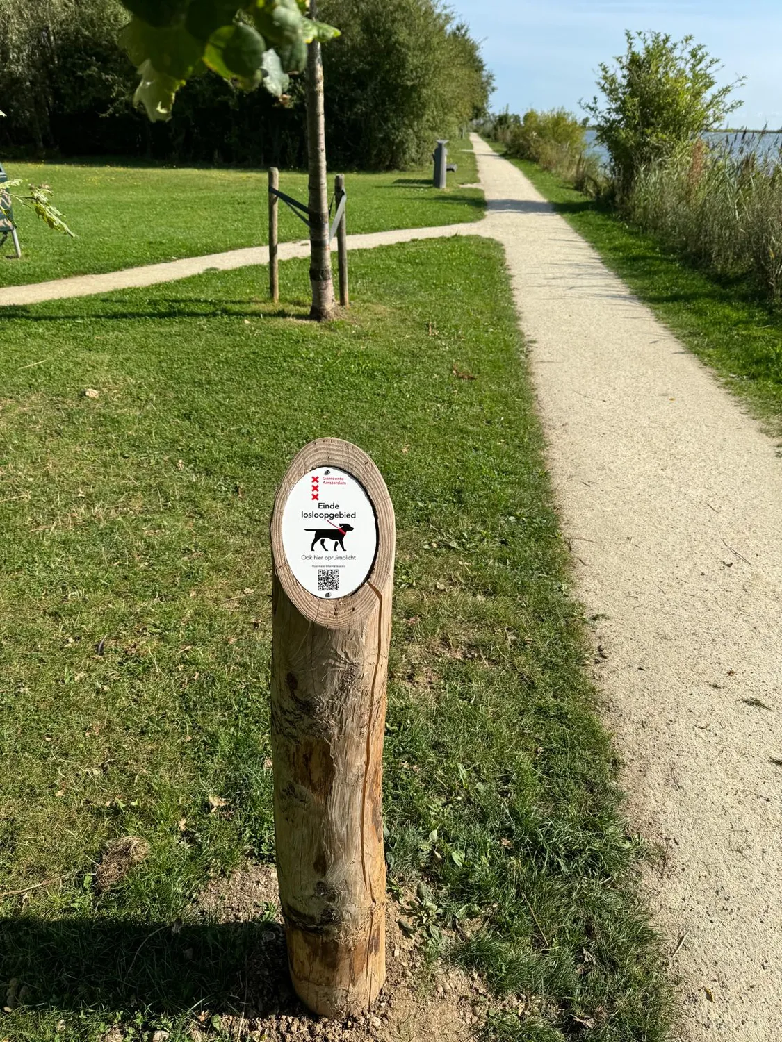 Jaap de Vries Amsterdam hondenbeleidspaal hout 130 cm