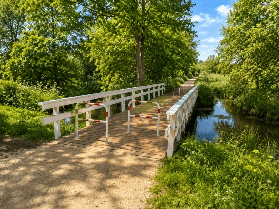 Jaap de Vries Producties Stoke wandelbrug hout tot 8 meter