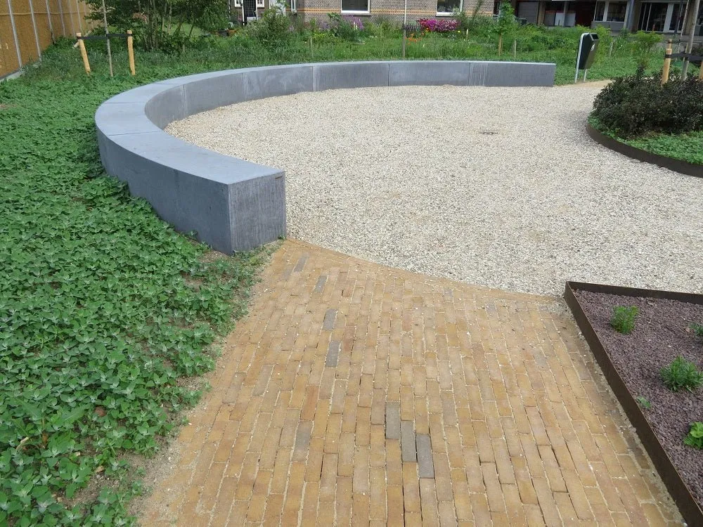 Groundlevel Samson EDY zitrand beton modulair